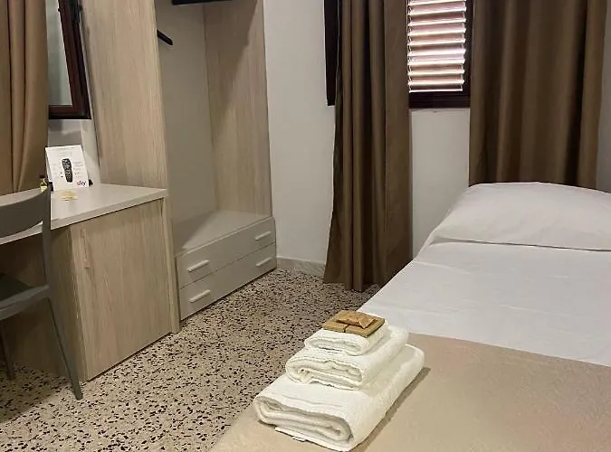 Laudato Sii Alojamento de Acomodação e Pequeno-almoço Tropea